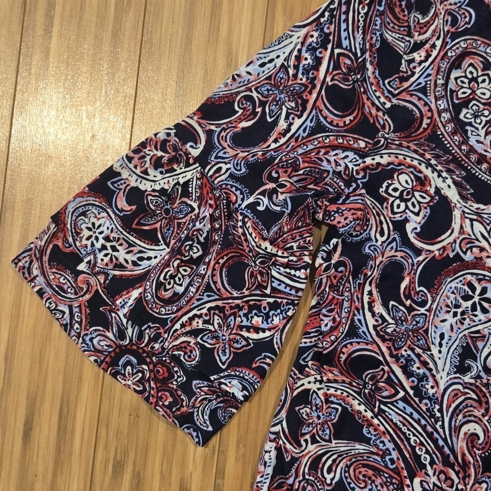 NWOT Roz & Ali Paisley Top - Picture 4 of 9